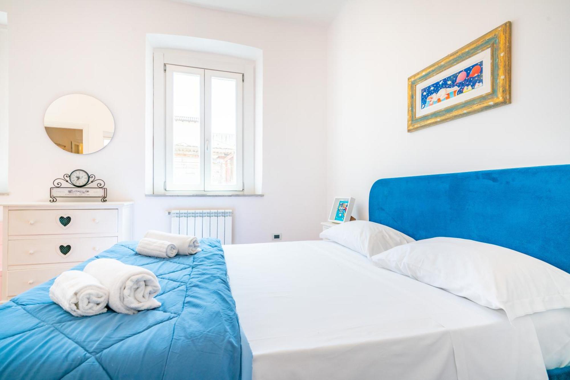 Perle Gemelle In Marina Apartment Cagliari Ngoại thất bức ảnh