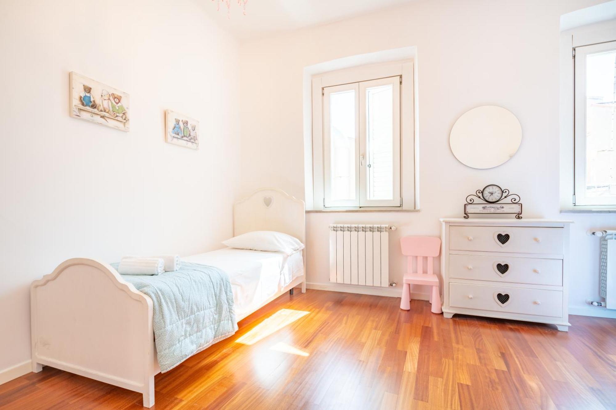 Perle Gemelle In Marina Apartment Cagliari Ngoại thất bức ảnh