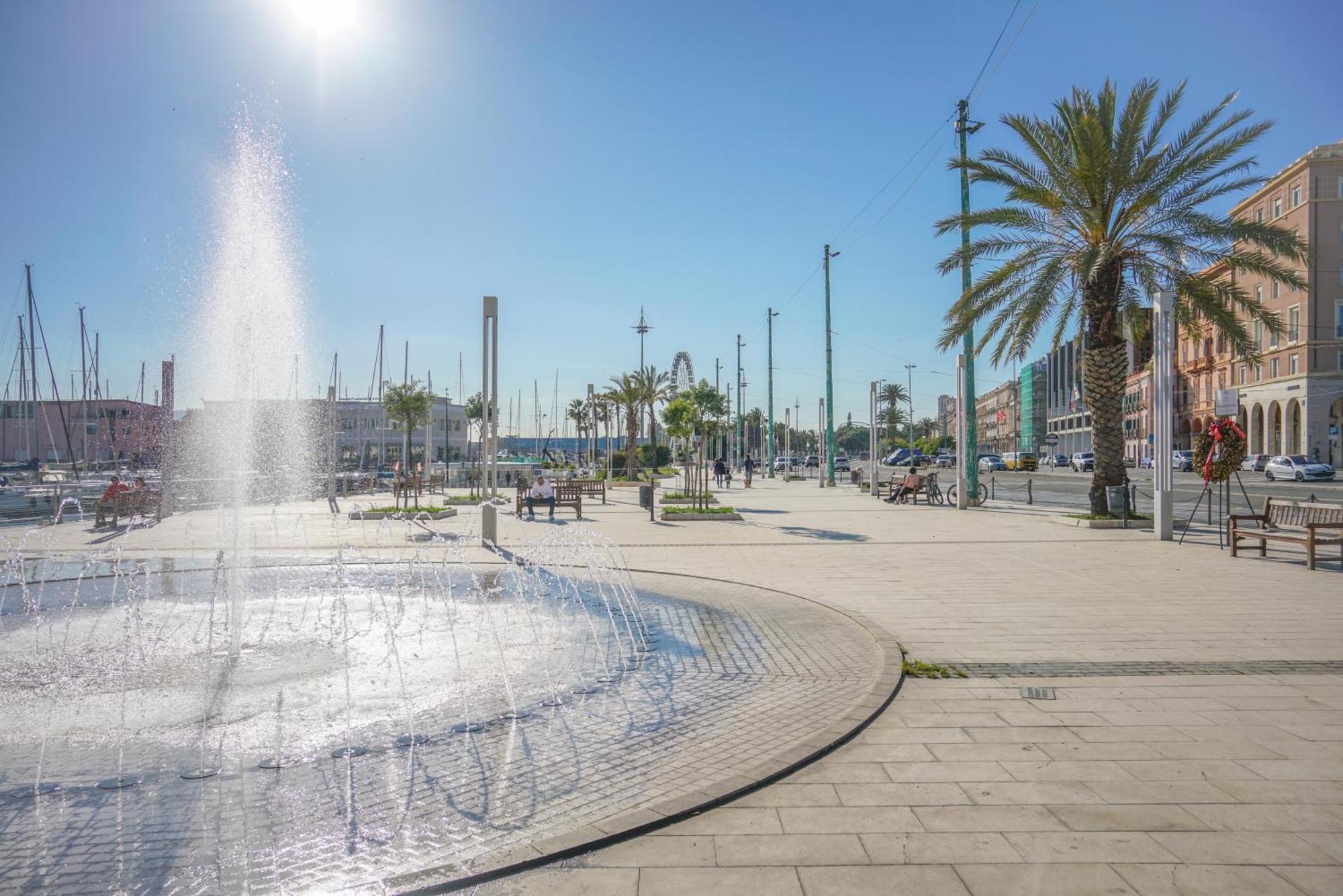 Perle Gemelle In Marina Apartment Cagliari Ngoại thất bức ảnh